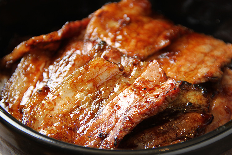 帯広名物豚丼（数量限定）かみこみ豚使用